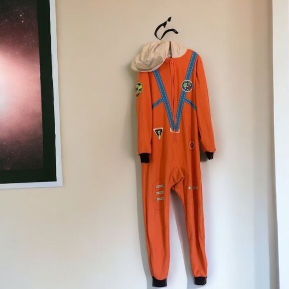 Cat & Jack Astronaut Sleeper size 6/7 - Picture 1 of 6